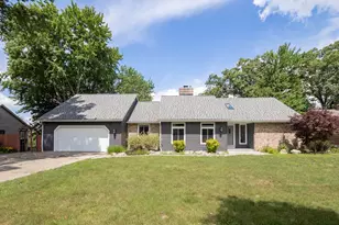 9434 Oakview Dr, Portage, MI 49024 - Photo 1