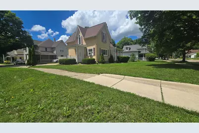 301 N Sheldon Street, Charlotte, MI 48813 - Photo 1