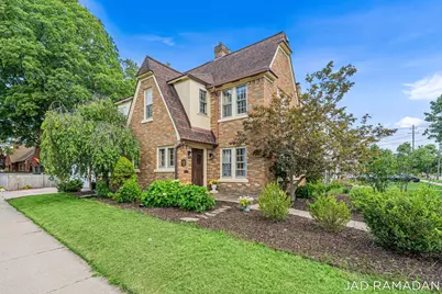 2200 College Avenue SE, Grand Rapids, MI 49507 - Photo 1