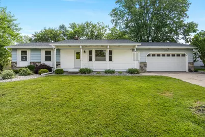 6914 Brooklyn Avenue SE, Grand Rapids, MI 49508 - Photo 1