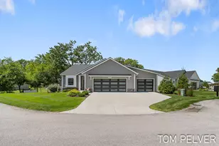 5659 VandeBunte Ct, Hudsonville, MI 49426 - Photo 1