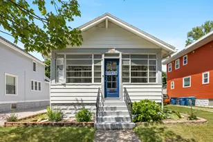 909 Slayton Ave, Grand Haven, MI 49417 - Photo 1