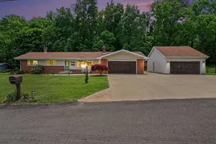 15 Enlow Ct, Battle Creek, MI 49015 - Photo 1