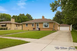1456 Ball Ave NE, Grand Rapids, MI 49505 - Photo 1