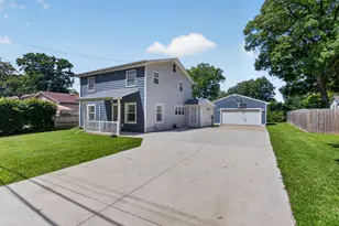 4718 S Draper Rd, Jackson, MI 49203 - Photo 1