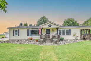 556 N Briggs Rd, Quincy, MI 49082 - Photo 1
