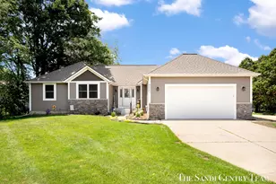 4007 Meadow Ln, Muskegon, MI 49444 - Photo 1