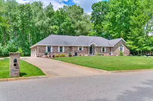 3664 W Primilia Ln, Jackson, MI 49201 - Photo 1