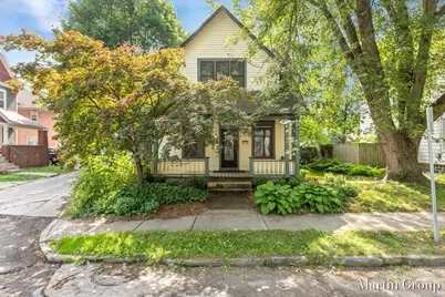 100 Luton Avenue SE, Grand Rapids, MI 49506 - Photo 1