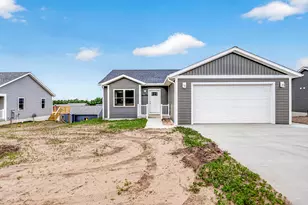 297 Aspen Hill Dr, Shelby, MI 49455 - Photo 1