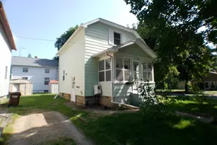 1614 Floral Ave, Jackson, MI 49202 - Photo 1