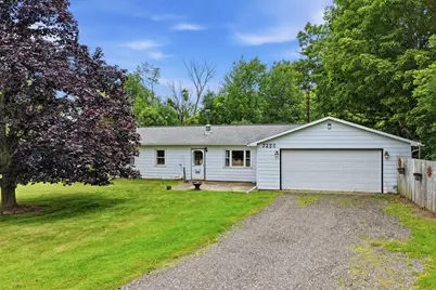 7250 101st Avenue, South Haven, MI 49090 - Photo 1