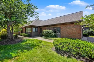 640 Cascade Hills-Ridge SE, Grand Rapids, MI 49546 - Photo 1