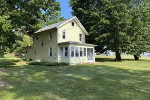 315 Reading Ave, Jonesville, MI 49250 - Photo 1
