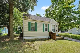 234 Laurel Dr, Battle Creek, MI 49017 - Photo 1