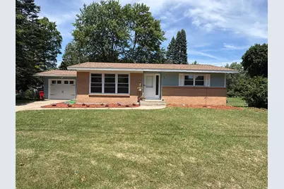 377 W Jefferson Street, Newaygo, MI 49337 - Photo 1