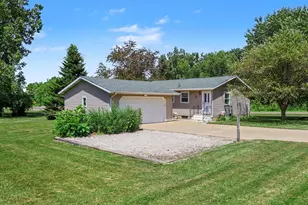 3604 Clinton Way, Jackson, MI 49201 - Photo 1