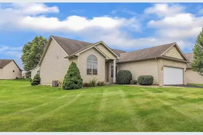 215 Canterbury Park, Battle Creek, MI 49015 - Photo 1