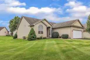 215 Canterbury Park, Battle Creek, MI 49015 - Photo 1