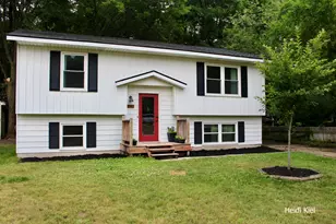 1382 Stanwood Dr NW, Grand Rapids, MI 49534 - Photo 1