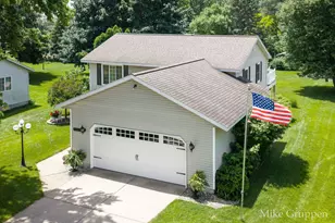 2565 Spring Ct, Zeeland, MI 49464 - Photo 1