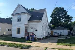 841 Nagold St NW, Grand Rapids, MI 49504 - Photo 1