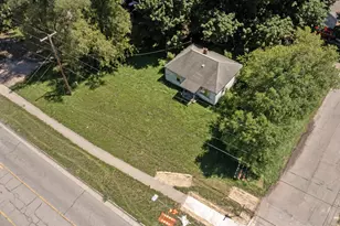 617 W Allegan St, Otsego, MI 49078 - Photo 1