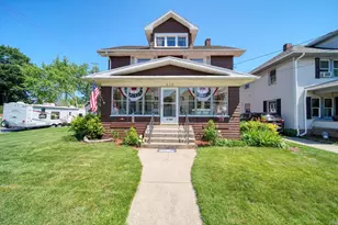 516 Harwood St, Jackson, MI 49203 - Photo 1