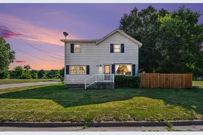 423 N Hudson Street SE, Lowell, MI 49331 - Photo 1