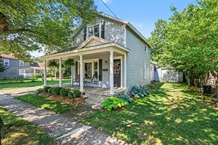 209 N Jackson St, Spring Lake, MI 49456 - Photo 1