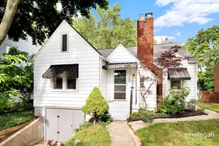 820 Diamond Ave NE, Grand Rapids, MI 49503 - Photo 1