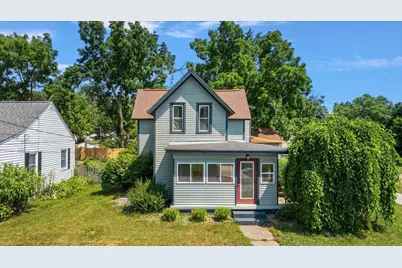 903 Cogswell Street NW, Grand Rapids, MI 49544 - Photo 1