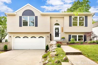 161 Rollingwood Drive, Rockford, MI 49341 - Photo 1