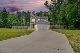 31550 Pine Ridge Cir, Lawton, MI 49065 - Photo 1