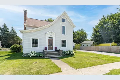208 N Lagrave Street, Paw Paw, MI 49079 - Photo 1