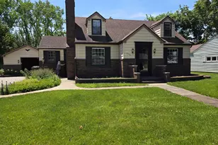 206 Michigan St E, Three Oaks, MI 49128 - Photo 1