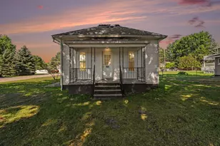 701 St Catherine St, Ludington, MI 49431 - Photo 1