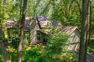 2705 W Glenlord Rd, Stevensville, MI 49127 - Photo 1