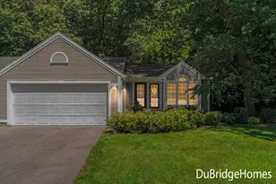 4256 Valley Hollow Dr NE, Grand Rapids, MI 49525 - Photo 1