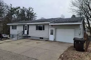 317 N Warren Ave, Big Rapids, MI 49307 - Photo 1