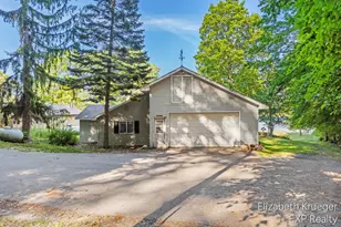 5594 Maple St, Newaygo, MI 49337 - Photo 1