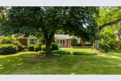 1625 Park Drive, Benton Harbor, MI 49022 - Photo 1