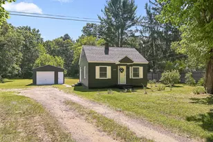 2304 Central Ave, Muskegon, MI 49445 - Photo 1