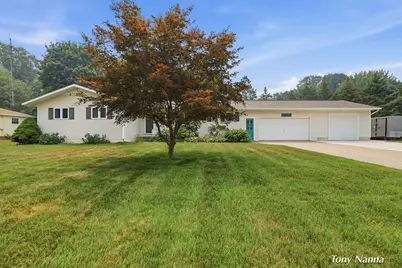 2467 Briar Avenue, Muskegon, MI 49444 - Photo 1
