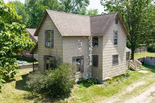 541 W Elm St, Wayland, MI 49348 - Photo 1