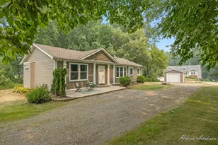9686 10 Mile Rd NE, Rockford, MI 49341 - Photo 1