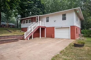 720 N King St, Ionia, MI 48846 - Photo 1