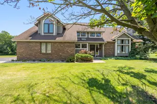 111 Tiffany Ln, Battle Creek, MI 49015 - Photo 1