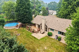 68340 Riverview Dr, South Haven, MI 49090 - Photo 1