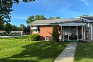 896 Andover Ct SE, Kentwood, MI 49508 - Photo 1